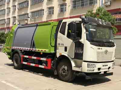 程力威牌CLW5180ZYSC6壓縮式垃圾車(chē)
