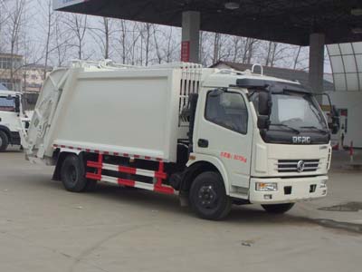 程力威牌CLW5080ZYSD5壓縮式垃圾車(chē)